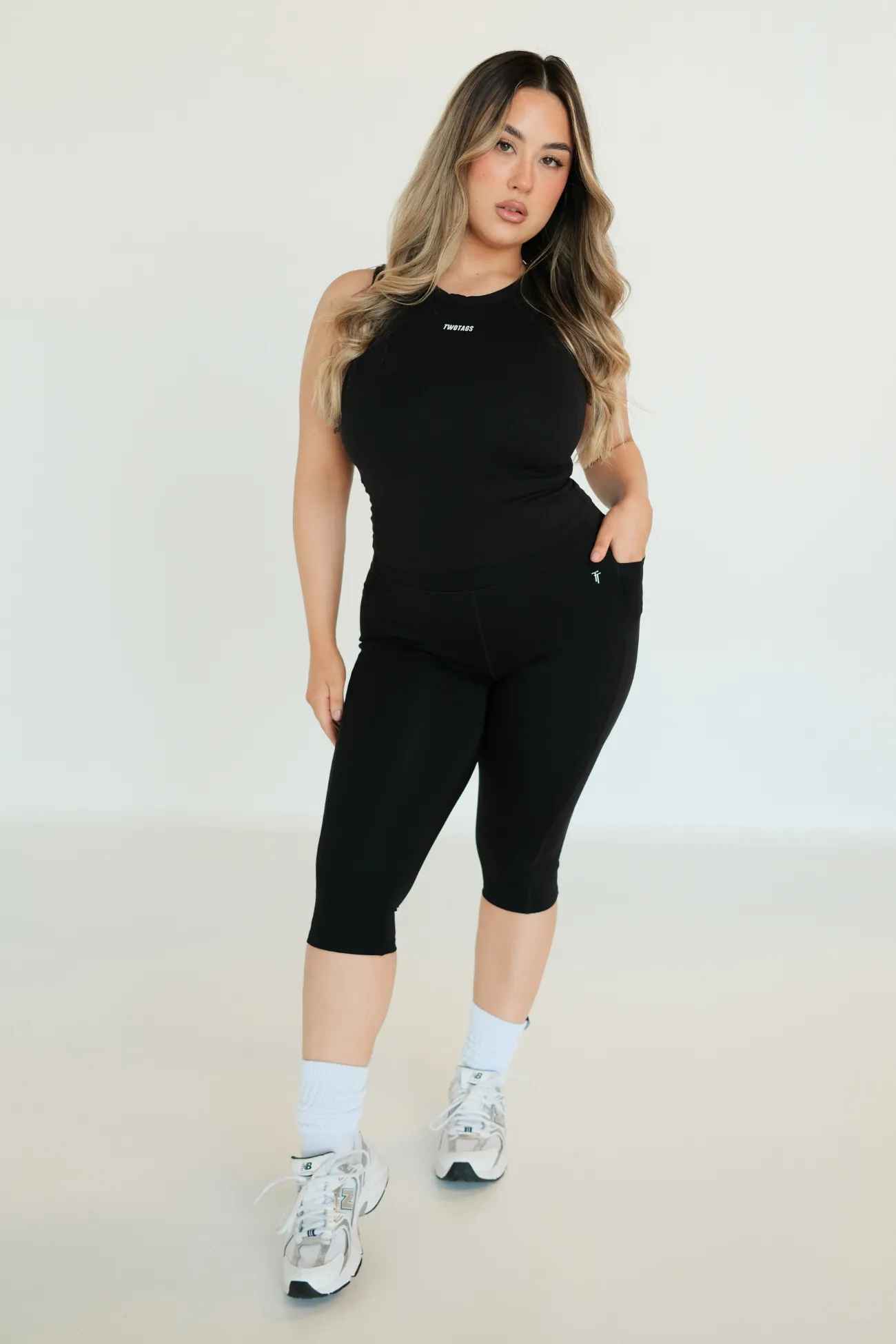 Ardor Capri V2 Highwaisted Leggings - Black