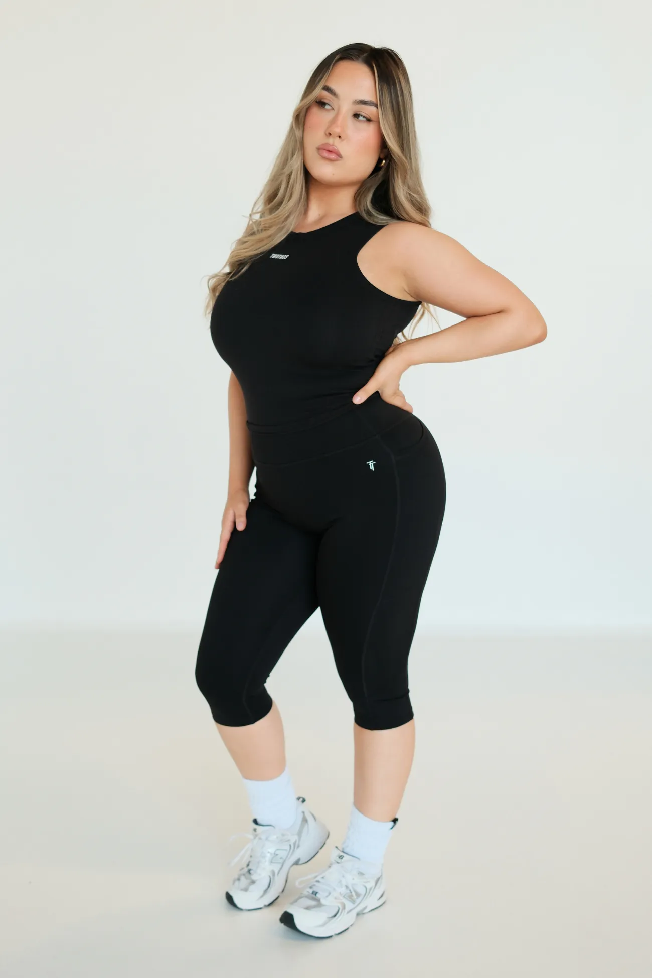 Ardor Capri V2 Highwaisted Leggings - Black