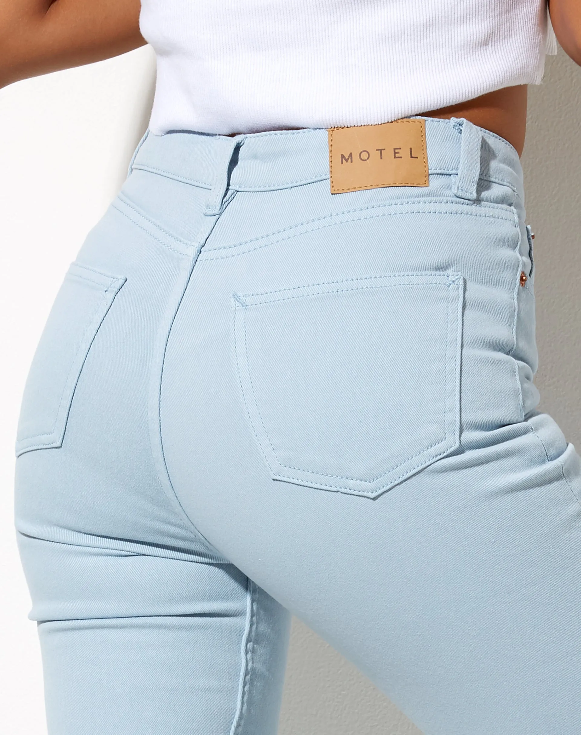 Bootleg Jeans in Sky Blue