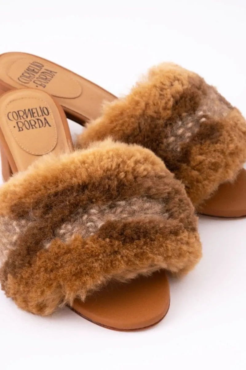 CARAMEL ALPACA CARPET MULES