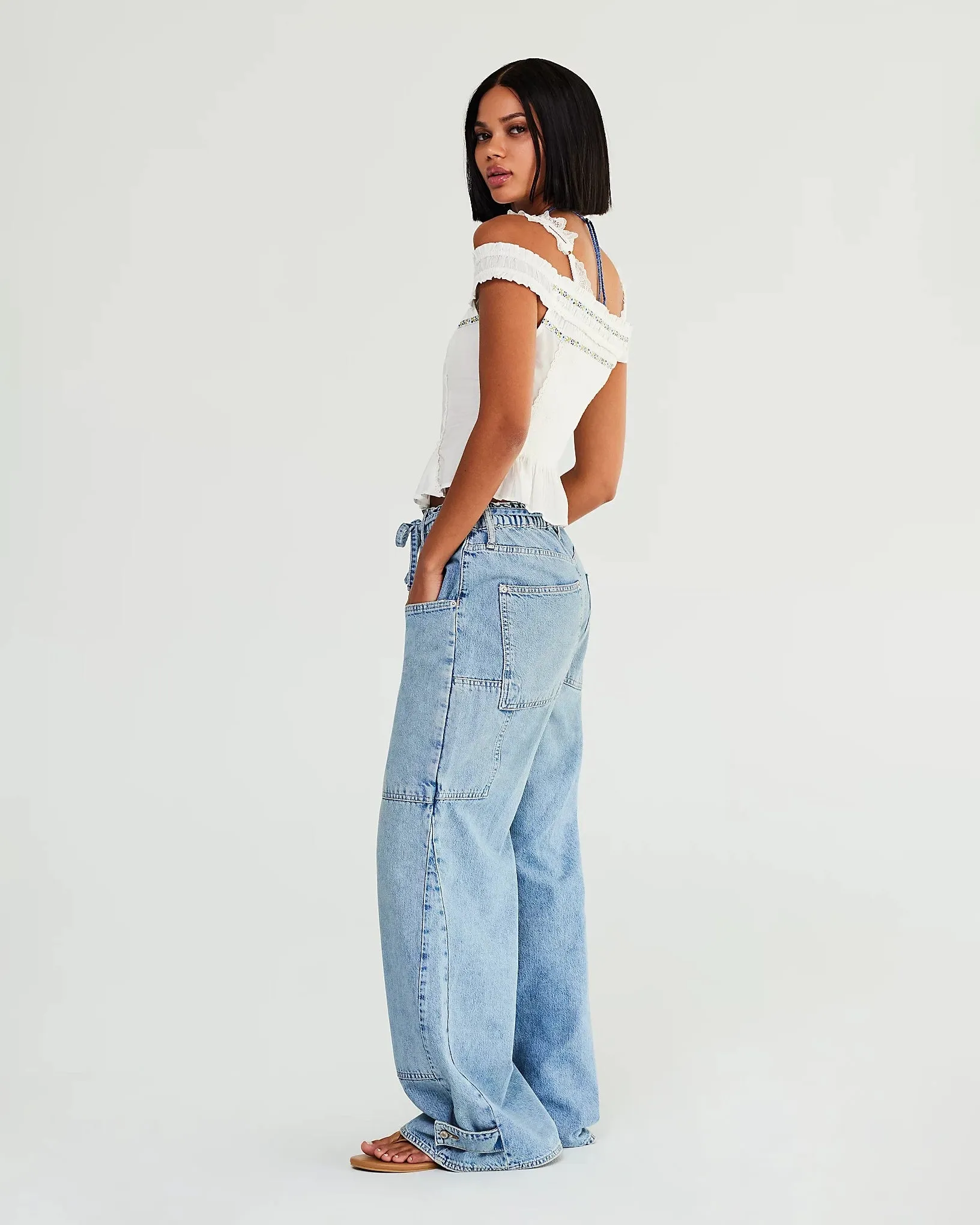 CRVY Outlaw Wide Leg Jeans in Drizzle