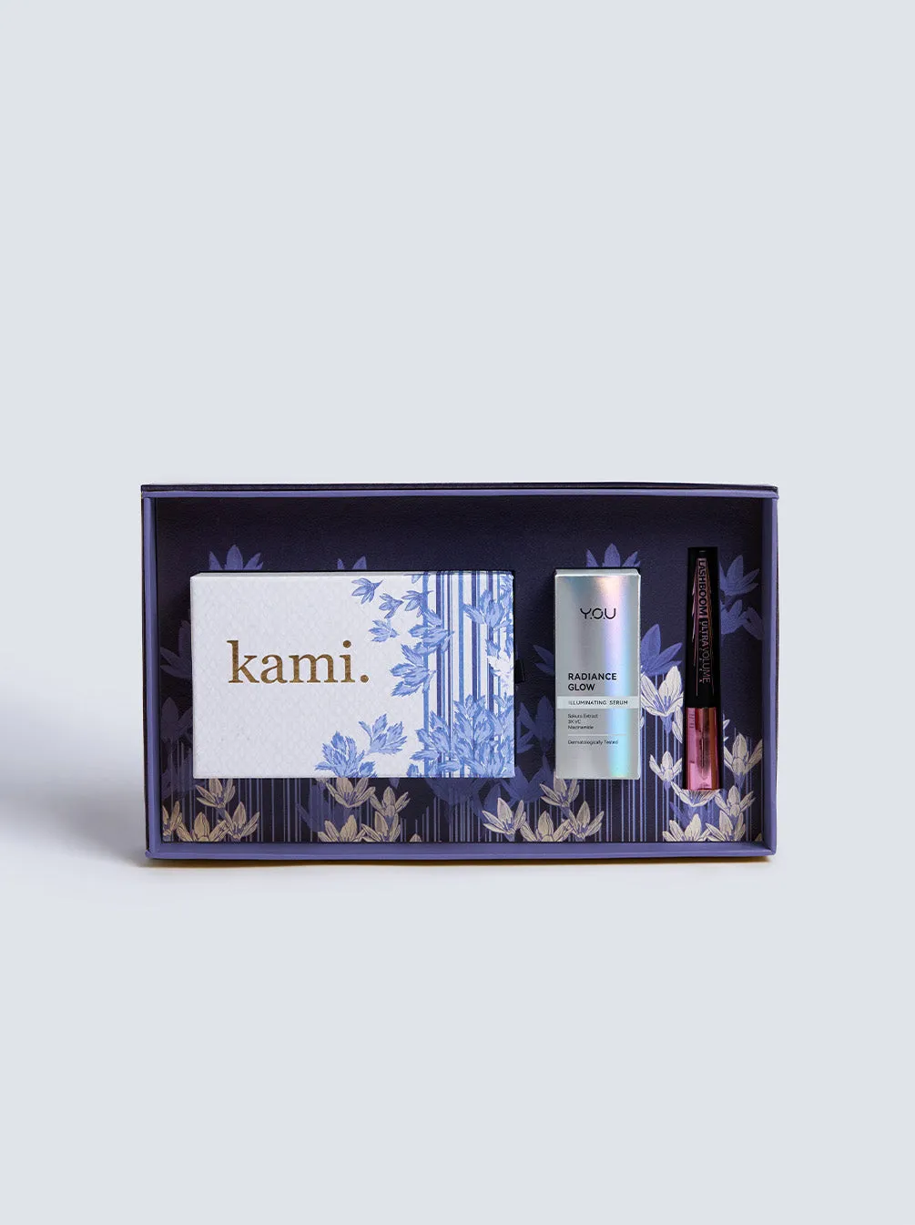 HAMPERS KAMI. X Y.O.U LASHBOOM WHITE