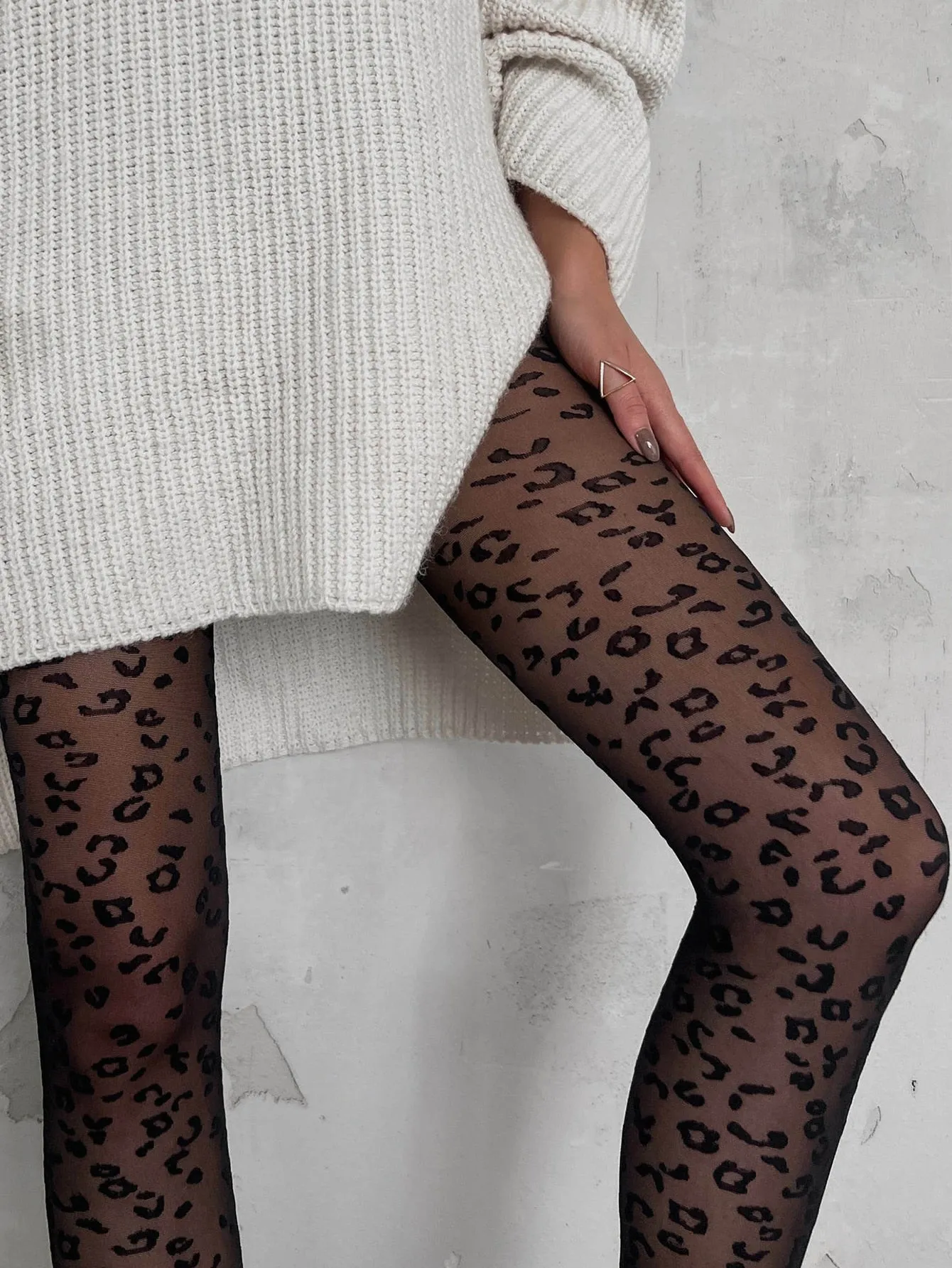 SHEIN Leopard Print Tights