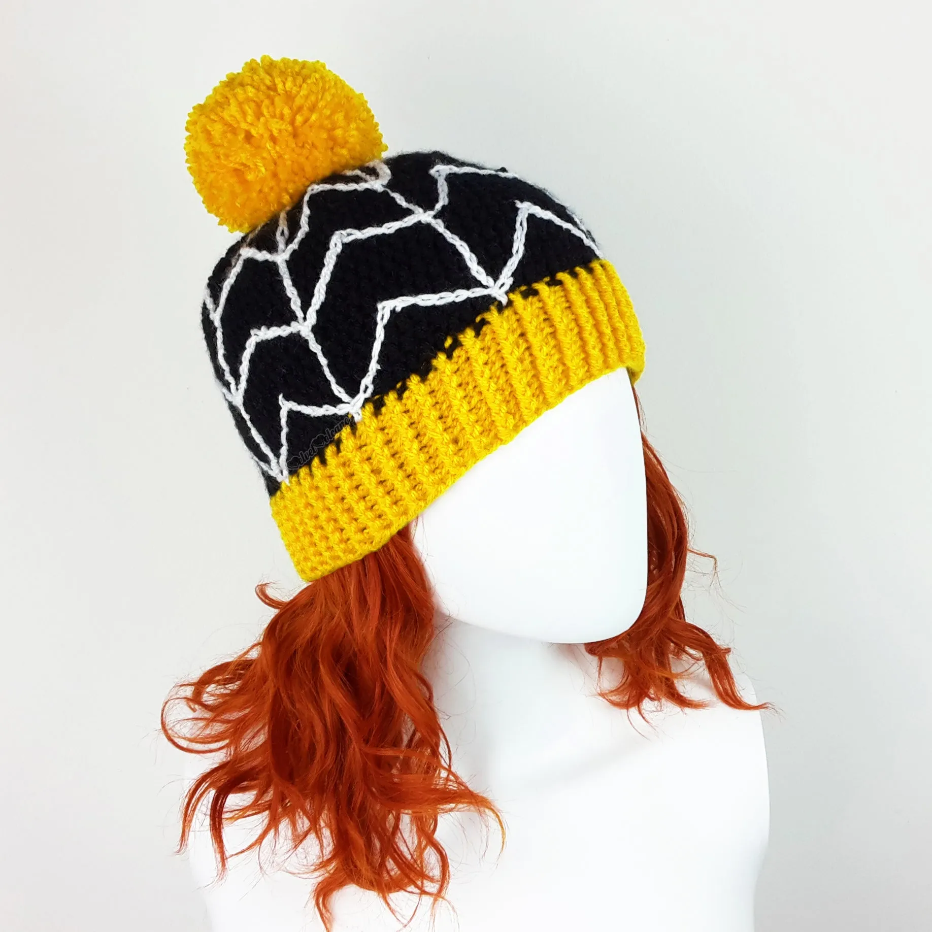 Spider Web Pom Pom Beanie (Custom Colour)