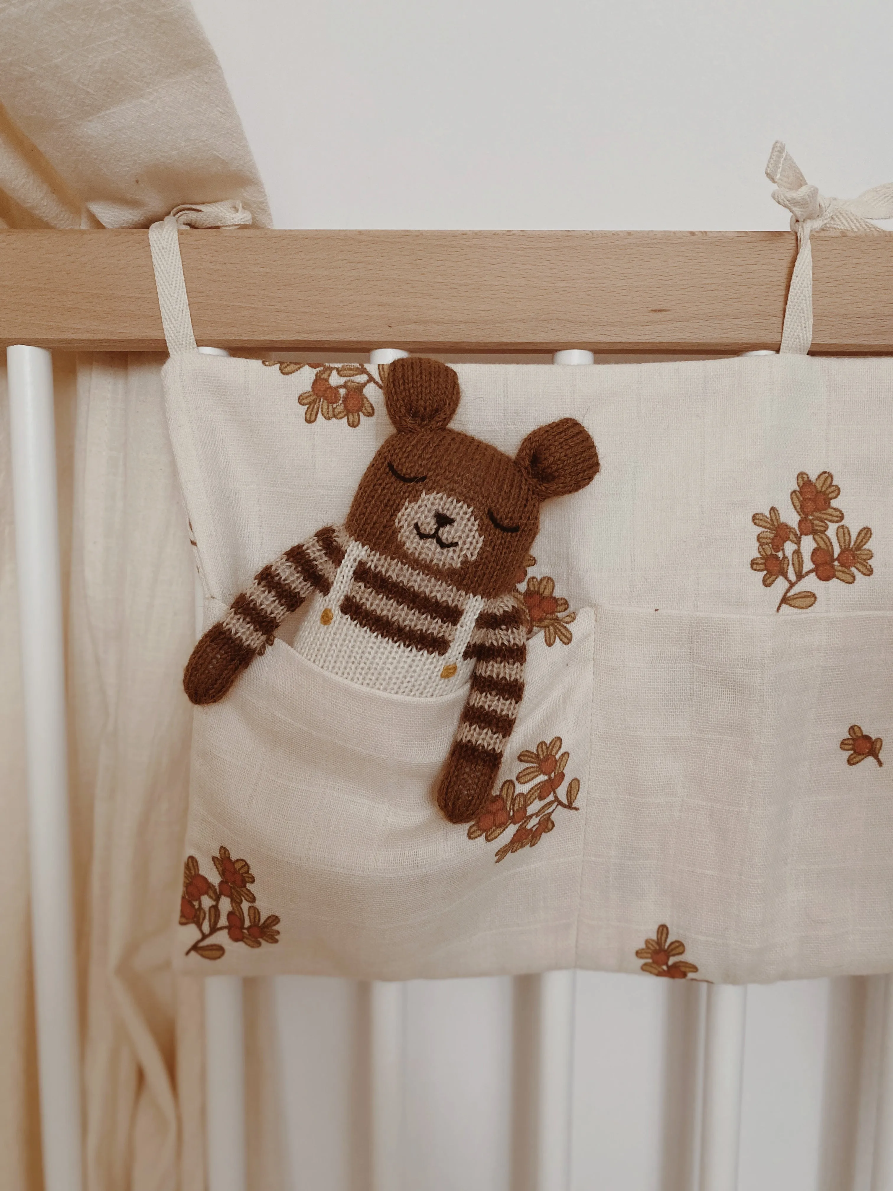 Teddy knit toy | nut overalls