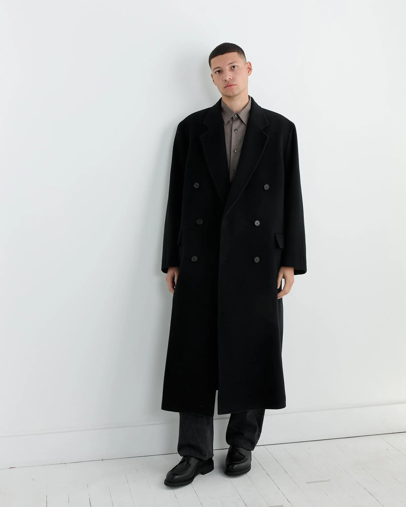 Wool Mosser Chesterfield Coat in Black